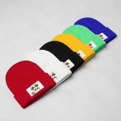 StyleFit cute rainbow heart raccoon print knit beanie, black polyester cuffed thickened wool cap, stylish autumn and winter windproof pullover beanie for both men and women, suitable for daily street wear, outdoor skiing, hiking, and traveling. Selected high-quality soft, skin-friendly material that is comfortable and non-itchy. Elastic fit for various head sizes without extra tightness. 89g ultra-lightweight and portable with an exquisite cute print on one side. Classic double-layer warm design for effective wind protection and ear coverage against the cold. A heartwarming gift choice for Christmas, birthdays, and other holidays. One-size-fits-all design, unisex, and easy to clean and maintain.